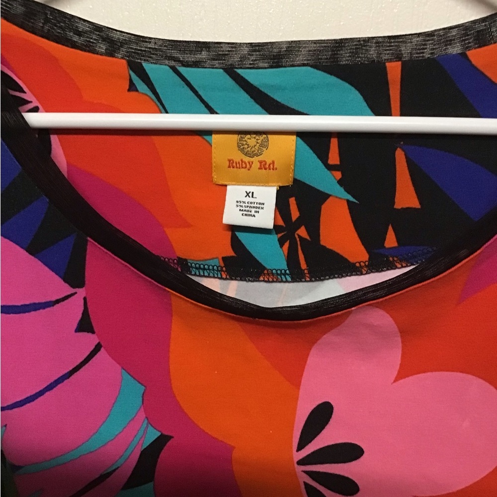 Colorful XL by Ruby Rd. - Picture 3 of 3